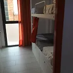 Hostelscat Hostel *