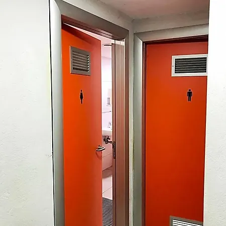 Hostelscat *