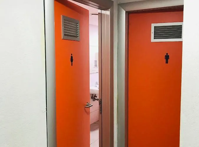 Hostelscat